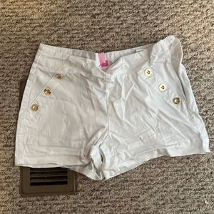 Size 4 side zip Lilly Pulitzer shorts